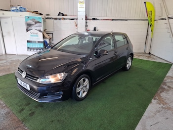 Used Volkswagen Golf 2016 for sale - 77207505: Photo