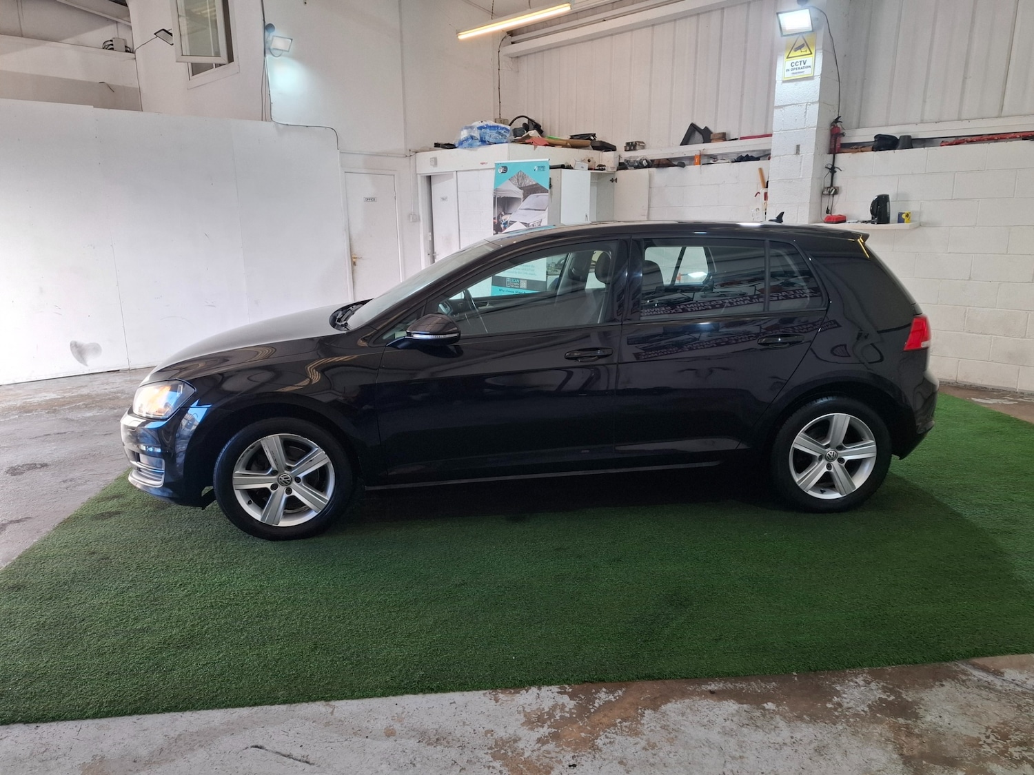 Used Volkswagen Golf 2016 for sale - 77207505: Photo 7