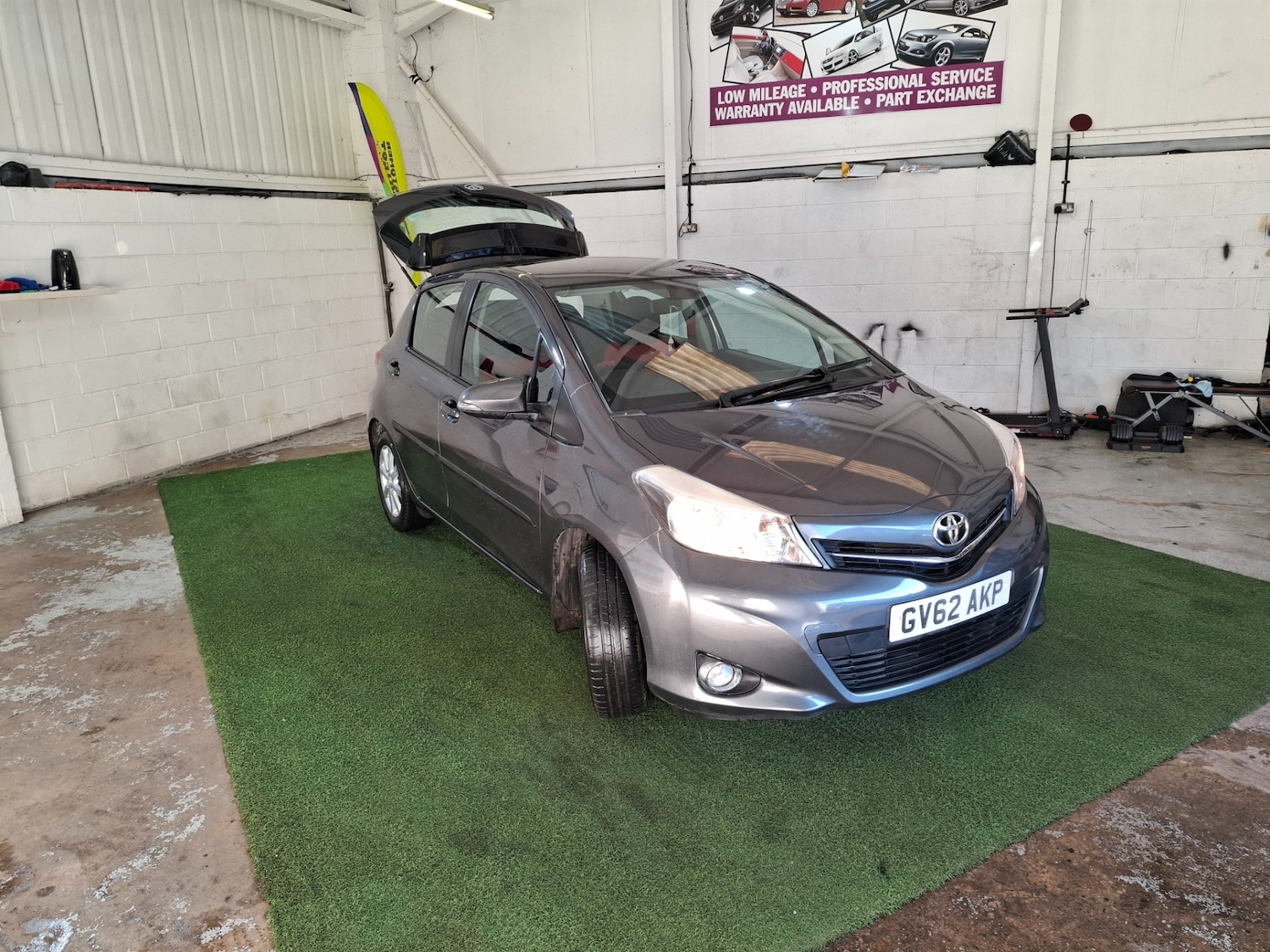 Used Toyota Yaris 2013 for sale - 77104711: Photo 13