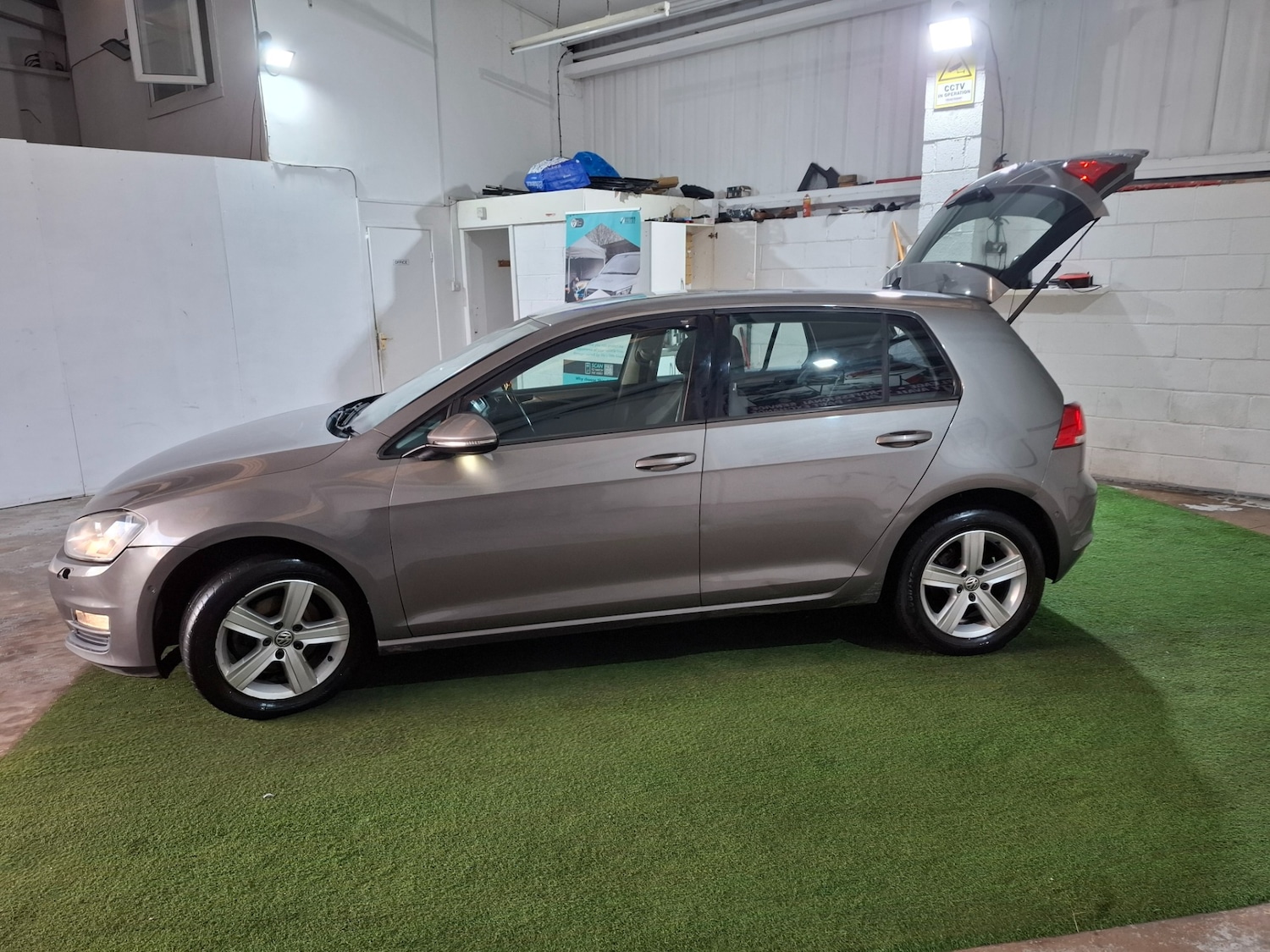 Vehicle 14