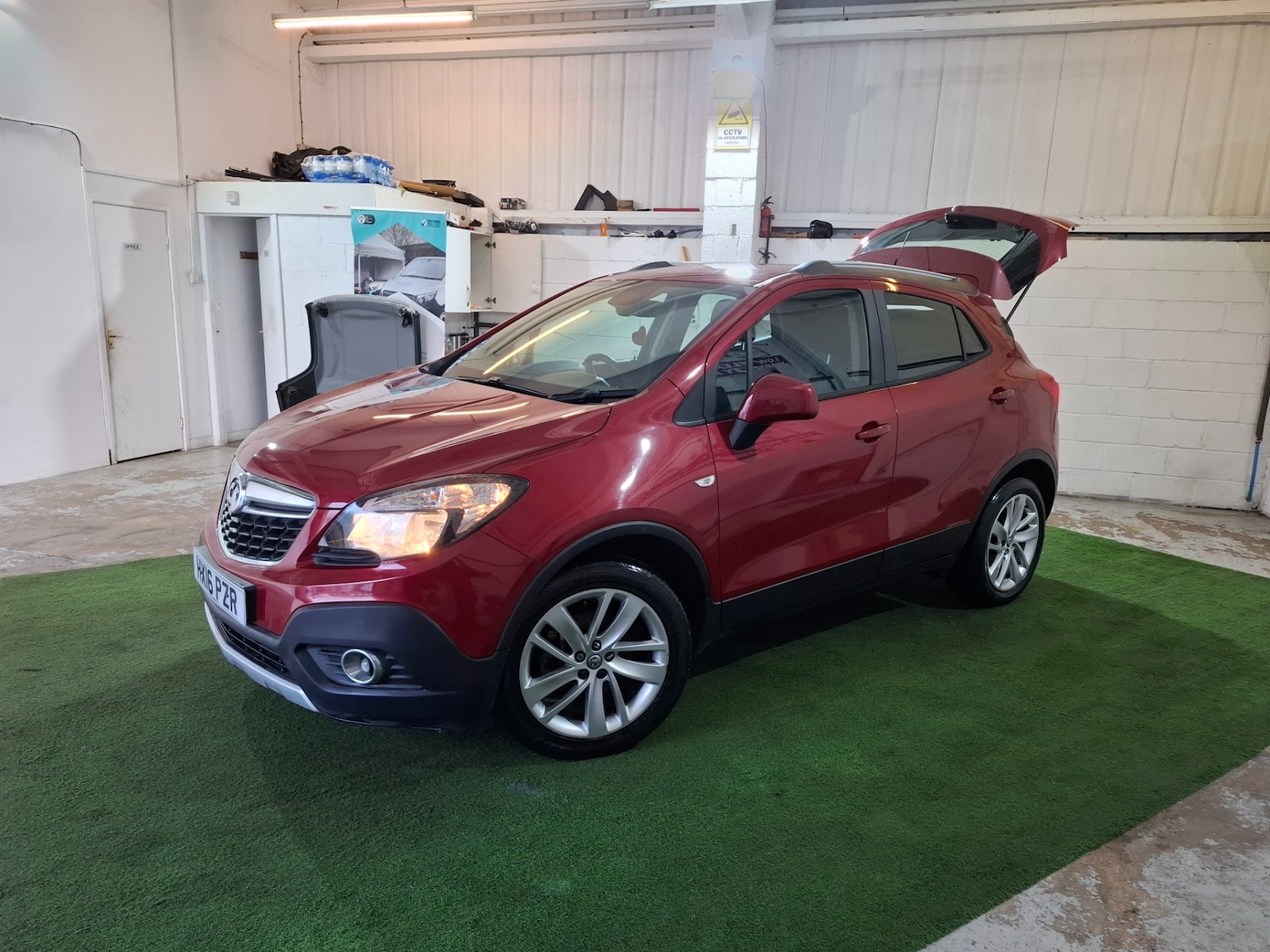 Used Vauxhall Mokka 2016 for sale - 76685512: Photo 2