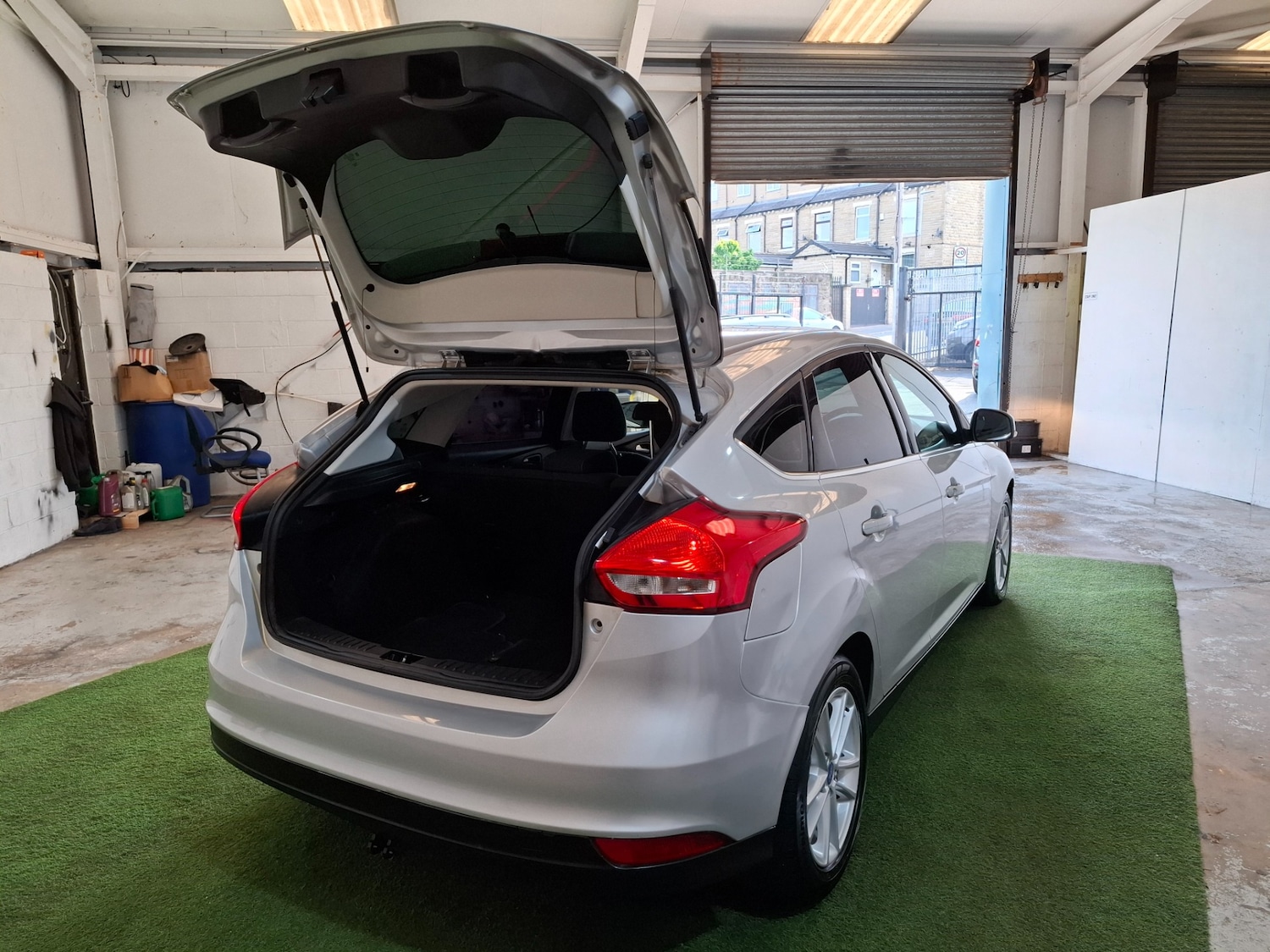 Vehicle 27