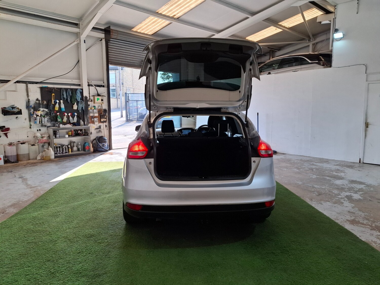 Vehicle 31
