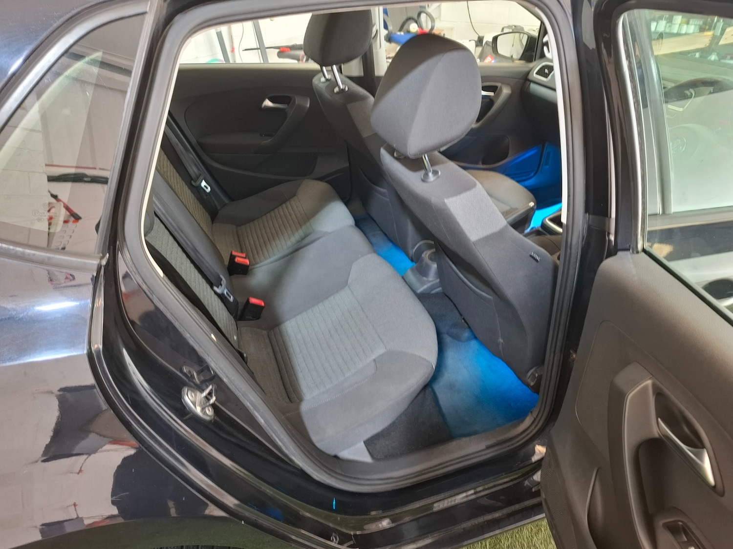 Used Volkswagen Polo 2010 for sale - 77720574: Photo 13