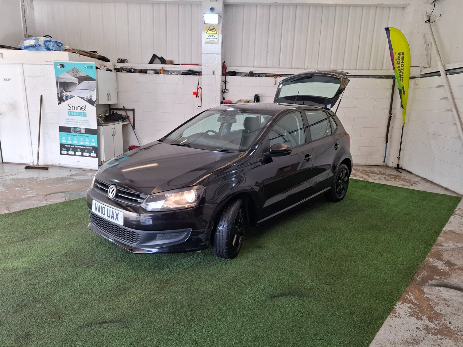 Used Volkswagen Polo 2010 for sale - 77720574: Photo 24