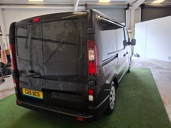 Used Vauxhall Vivaro 2018 for sale - 77530543: Photo