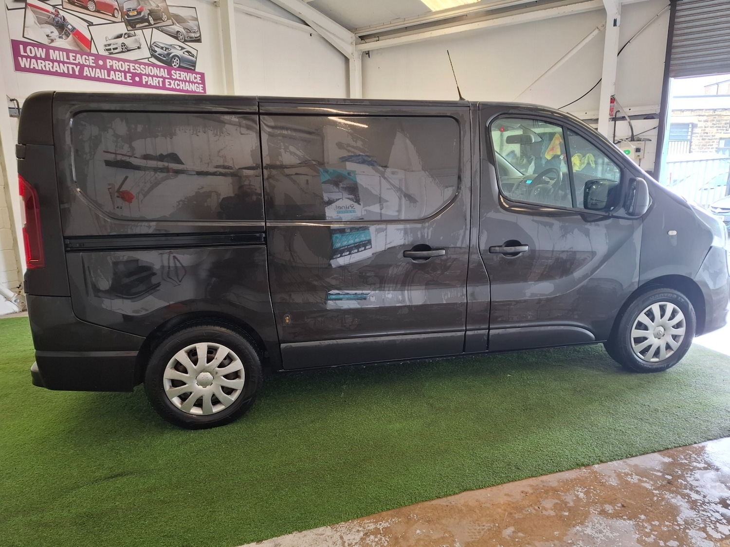 Used Vauxhall Vivaro 2018 for sale - 77530543: Photo 5