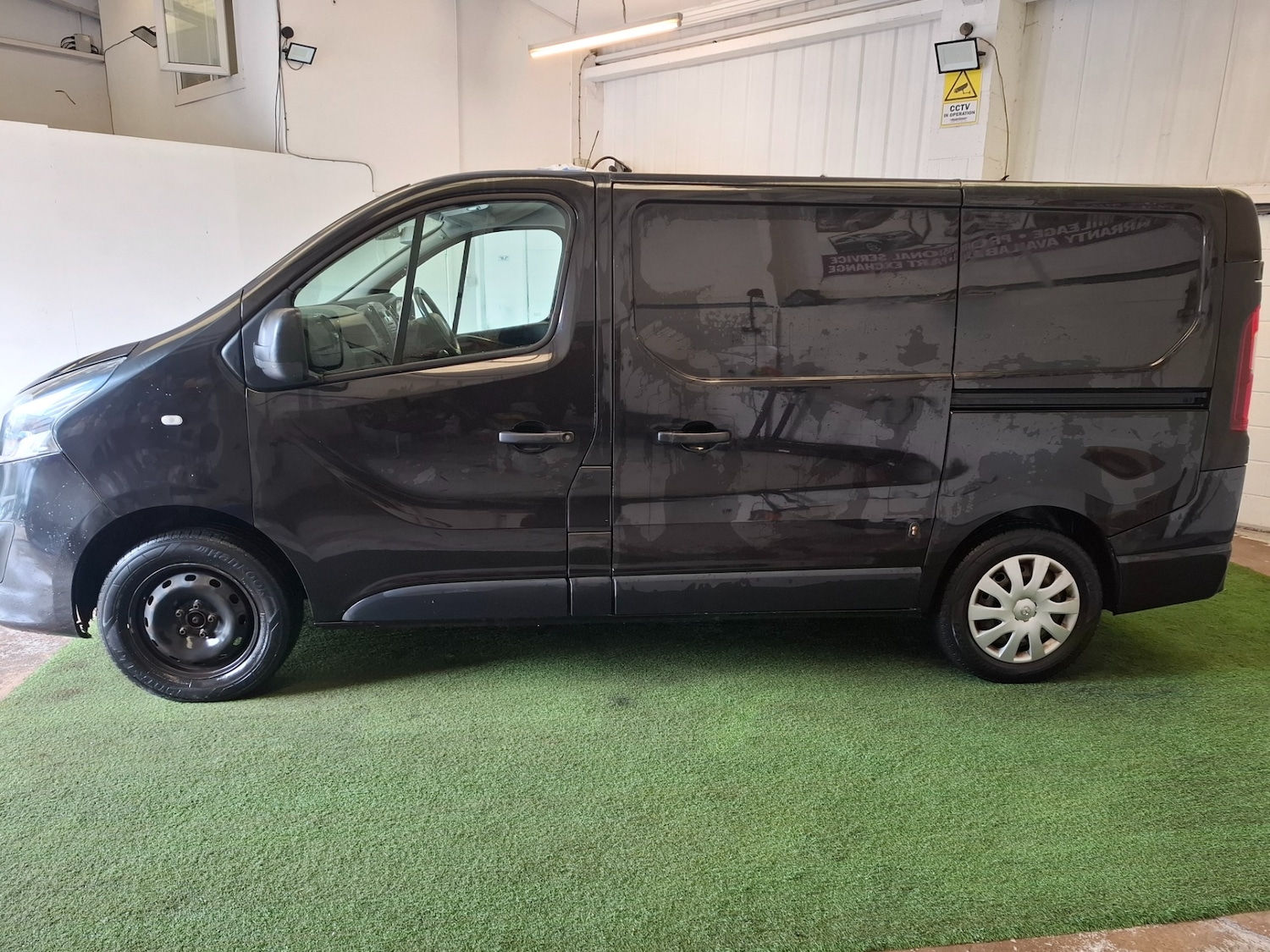 Used Vauxhall Vivaro 2018 for sale - 77530543: Photo 7