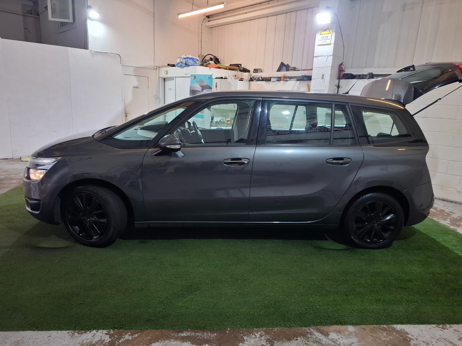 Used Citroen C4 Grand Picasso 2015 for sale - 77285978: Photo 17