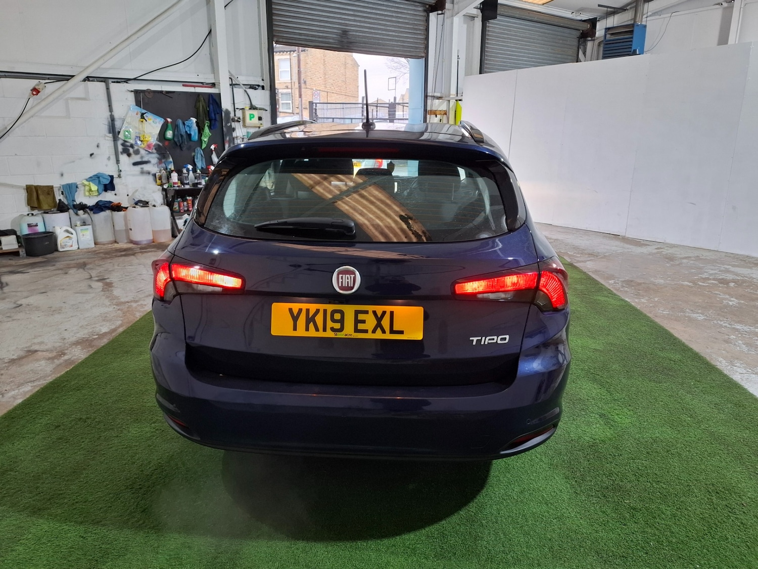 Vehicle 6