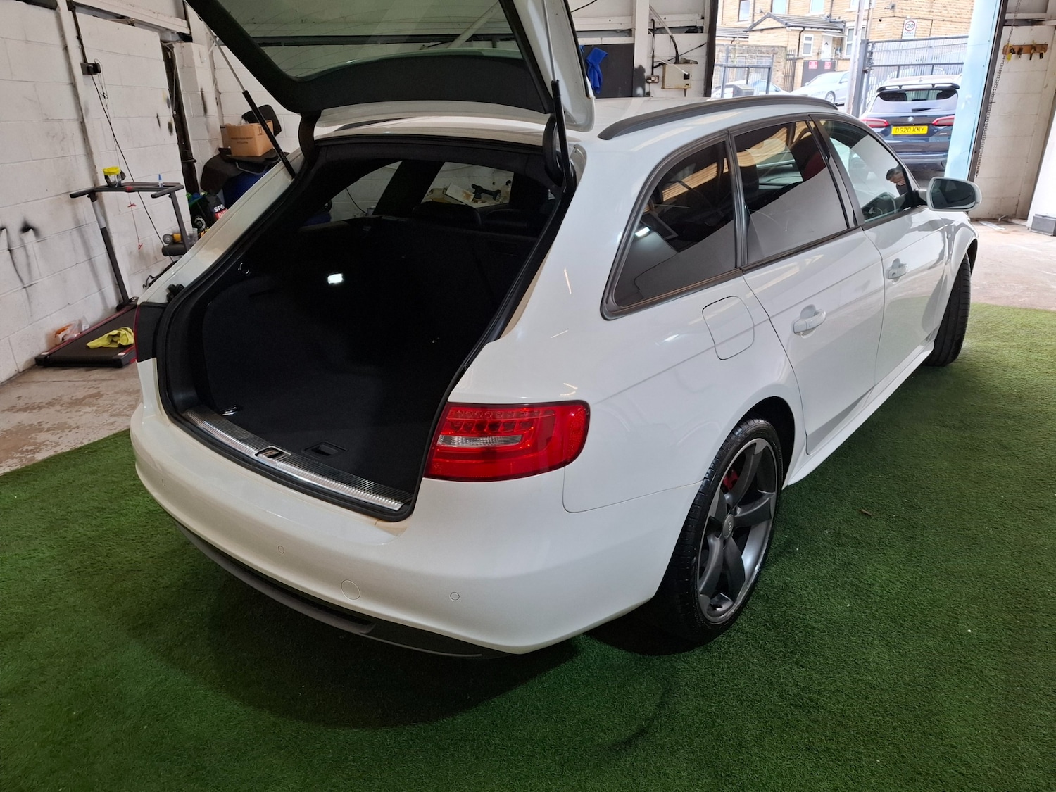 Used Audi A4 2012 for sale - 77846535: Photo 29