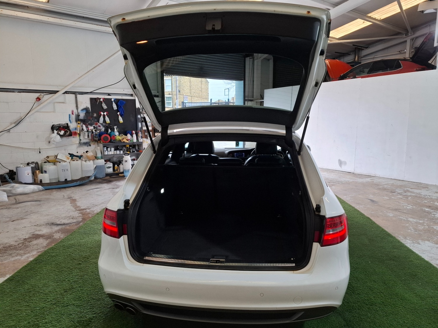 Used Audi A4 2012 for sale - 77846535: Photo 9