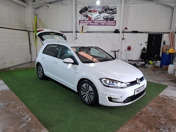 Used Volkswagen Golf 2019 for sale - 76547710: Photo