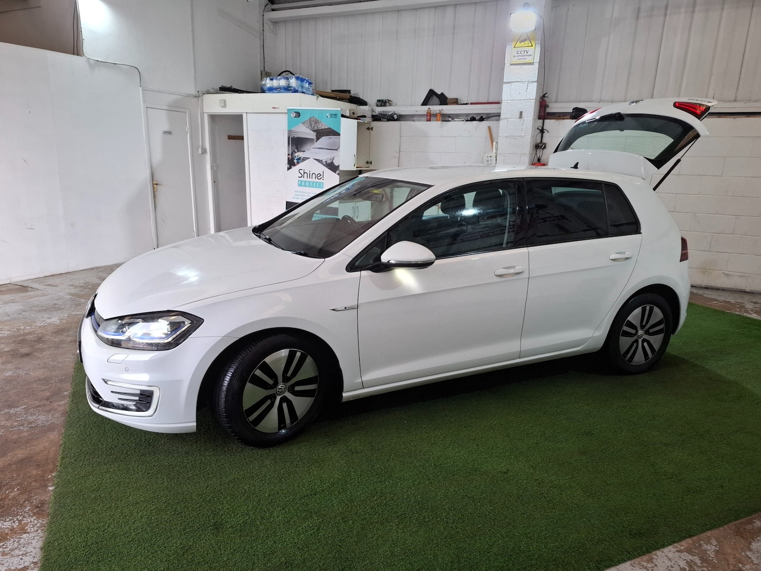 Used Volkswagen Golf 2019 for sale - 76547710: Photo 21
