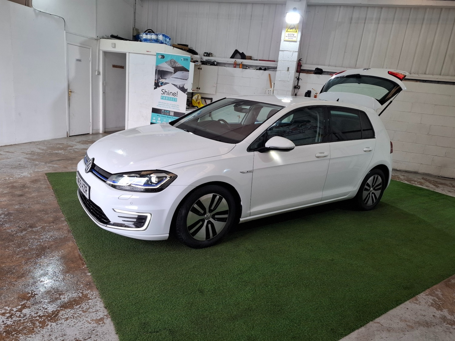 Used Volkswagen Golf 2019 for sale - 76547710: Photo 23