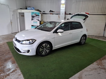 Used Volkswagen Golf 2019 for sale - 76547710: Photo