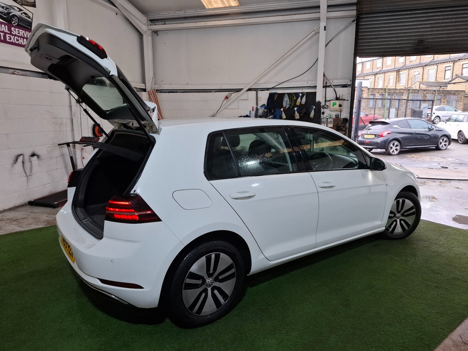 Used Volkswagen Golf 2019 for sale - 76547710: Photo 3