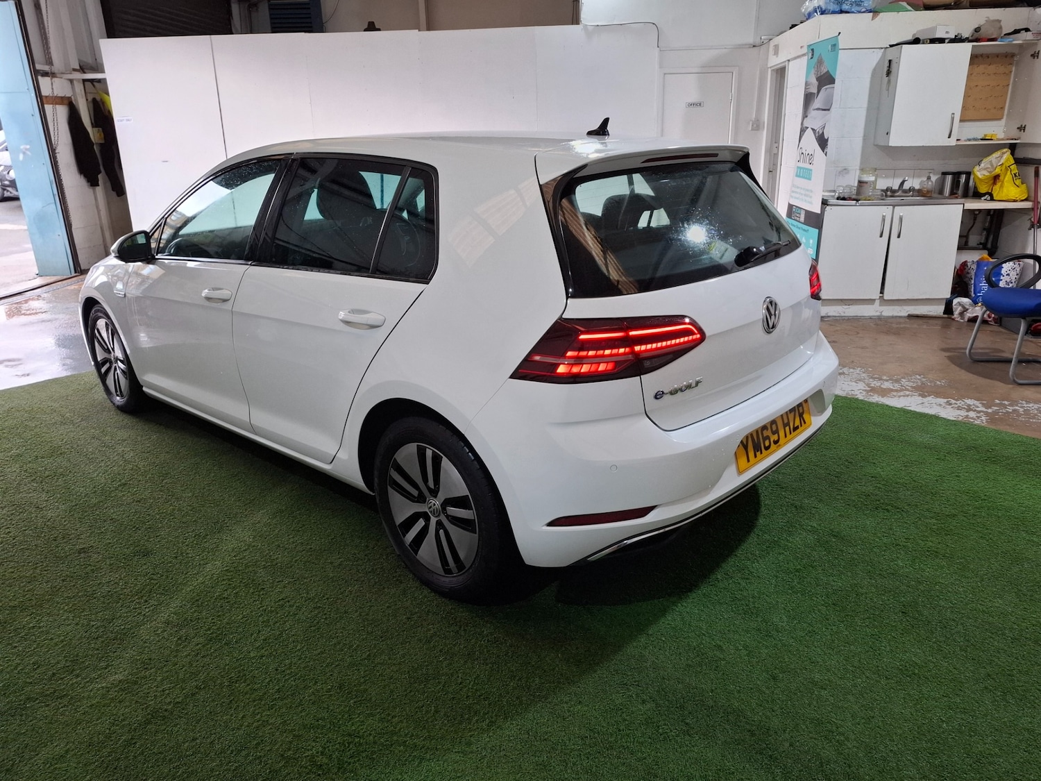 Used Volkswagen Golf 2019 for sale - 76547710: Photo 33