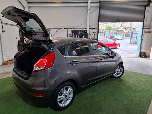 Used Ford Fiesta 2017 for sale - 75120902: Photo 15