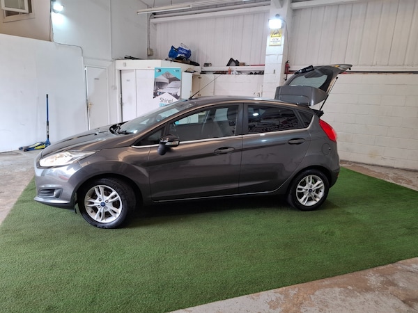 Used Ford Fiesta 2017 for sale - 75120902: Photo 31