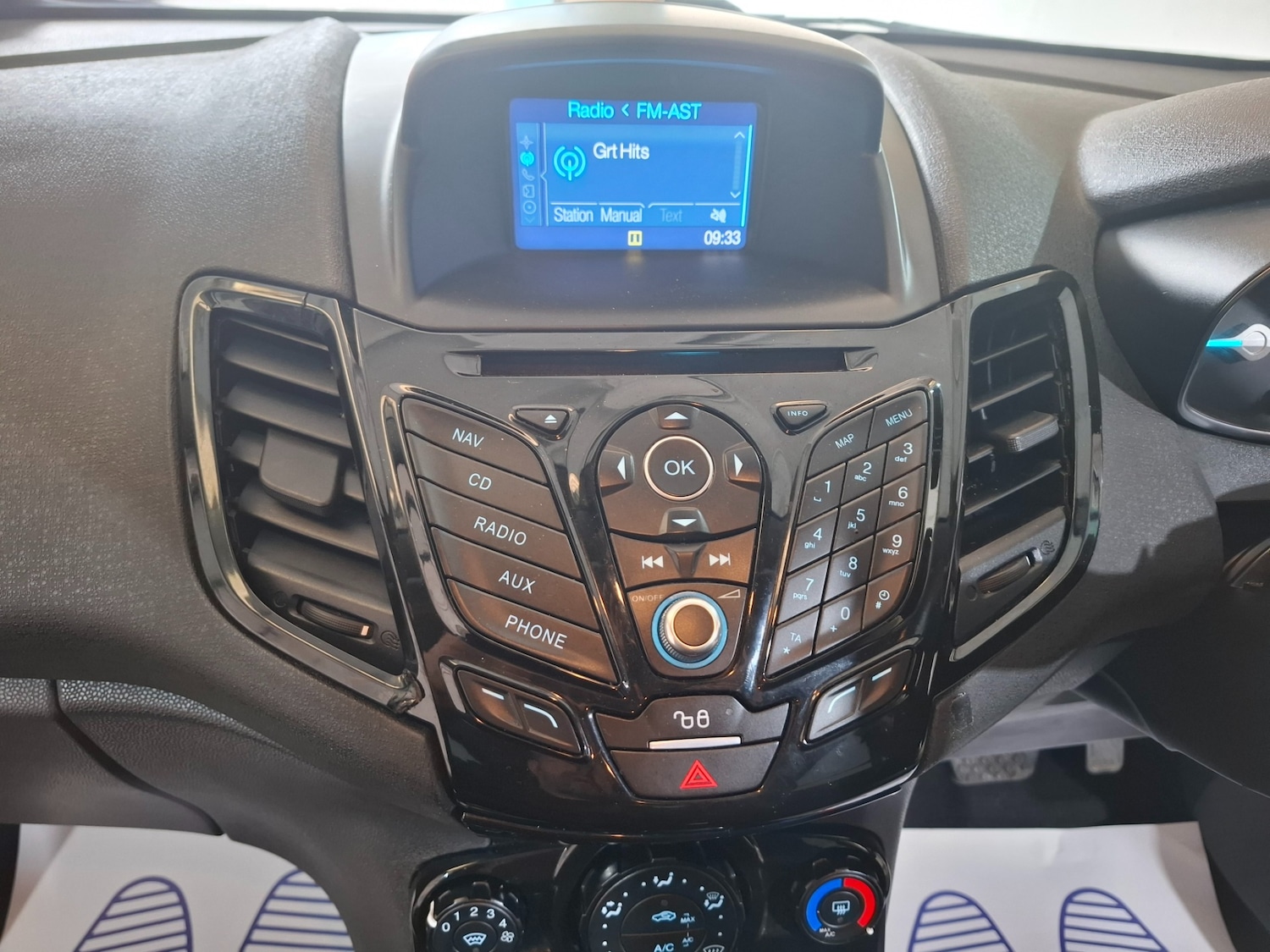 Vehicle 33