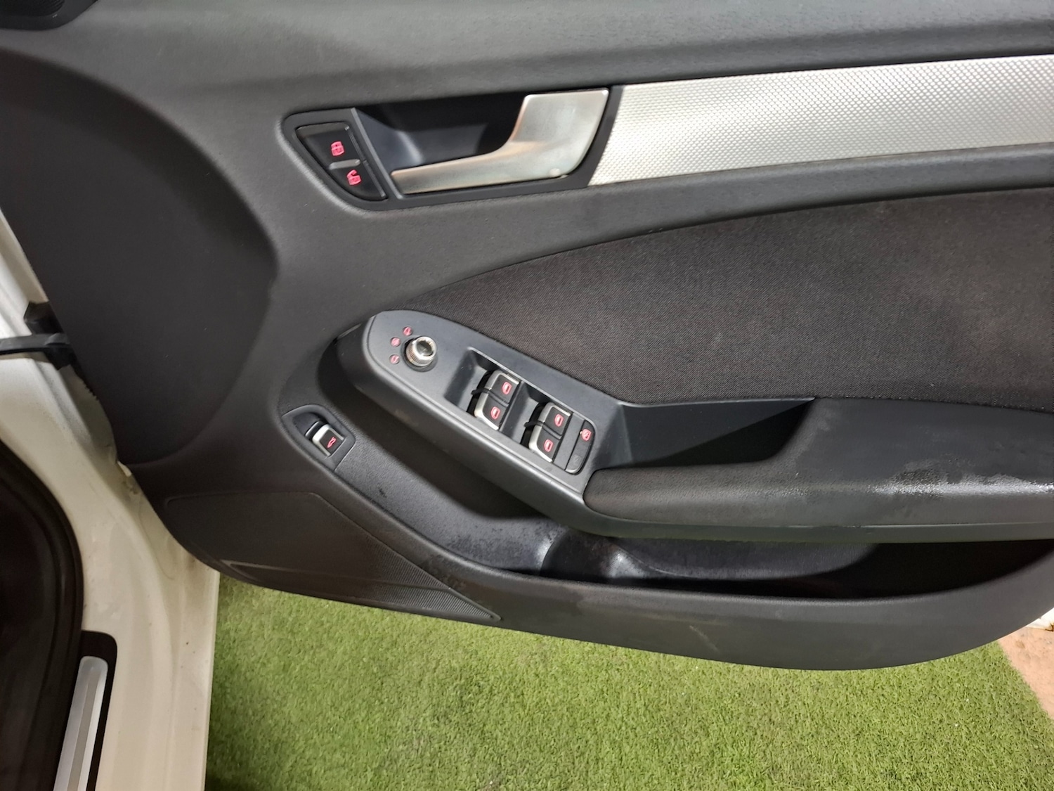 Used Audi A4 2014 for sale - 77053417: Photo 11