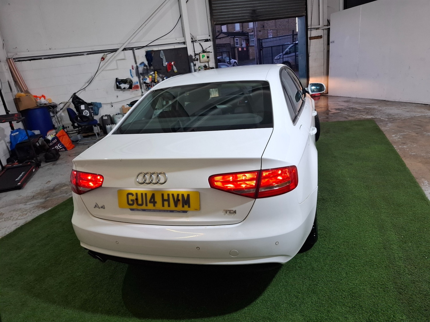Used Audi A4 2014 for sale - 77053417: Photo 15
