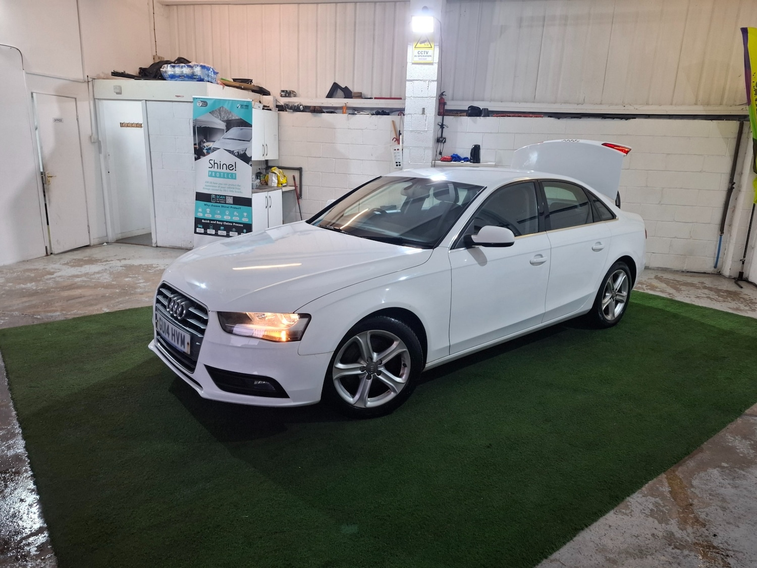 Used Audi A4 2014 for sale - 77053417: Photo 18