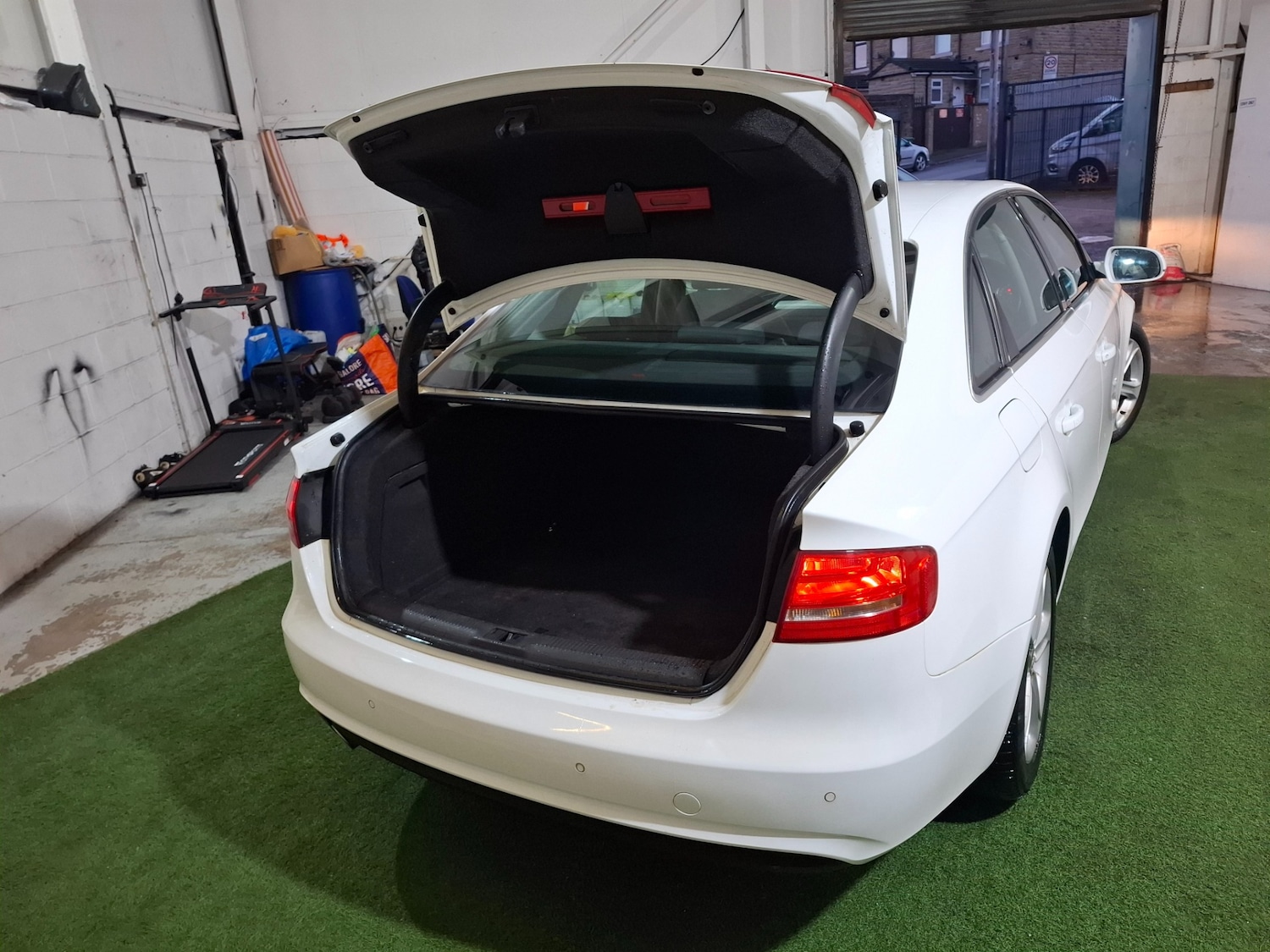 Used Audi A4 2014 for sale - 77053417: Photo 20