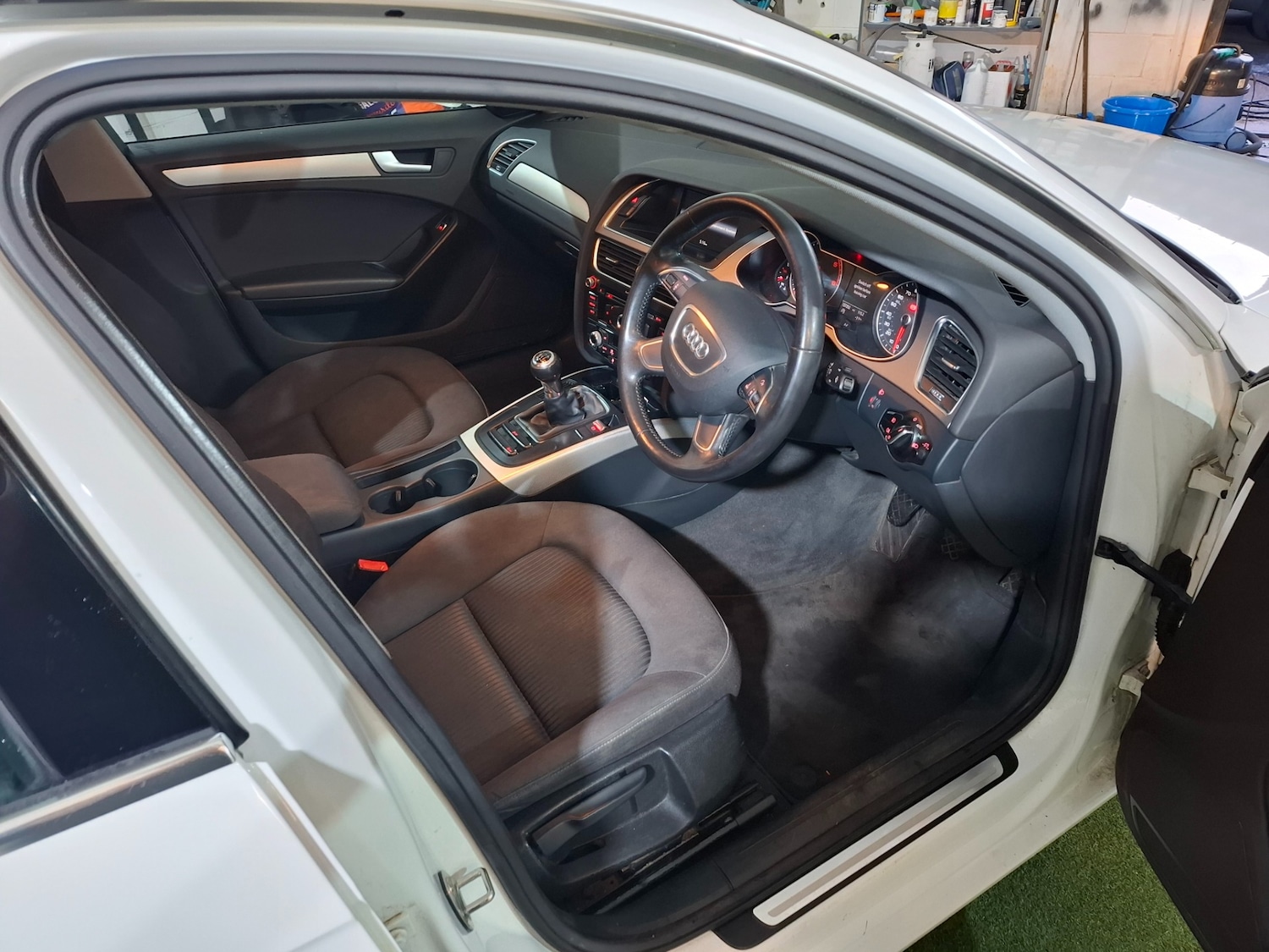 Used Audi A4 2014 for sale - 77053417: Photo 7