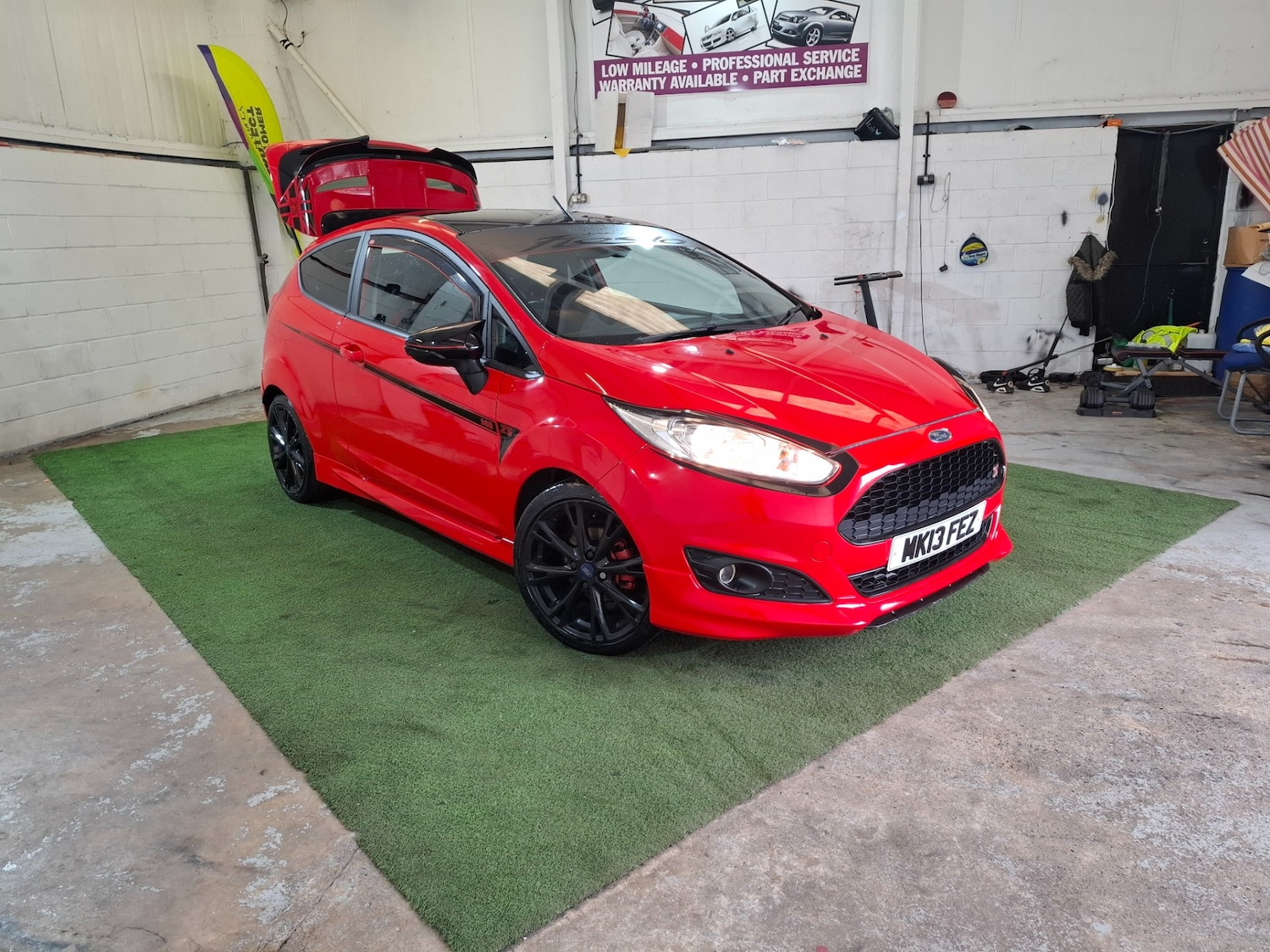 Used Ford Fiesta 2015 for sale - 76314110: Photo 1