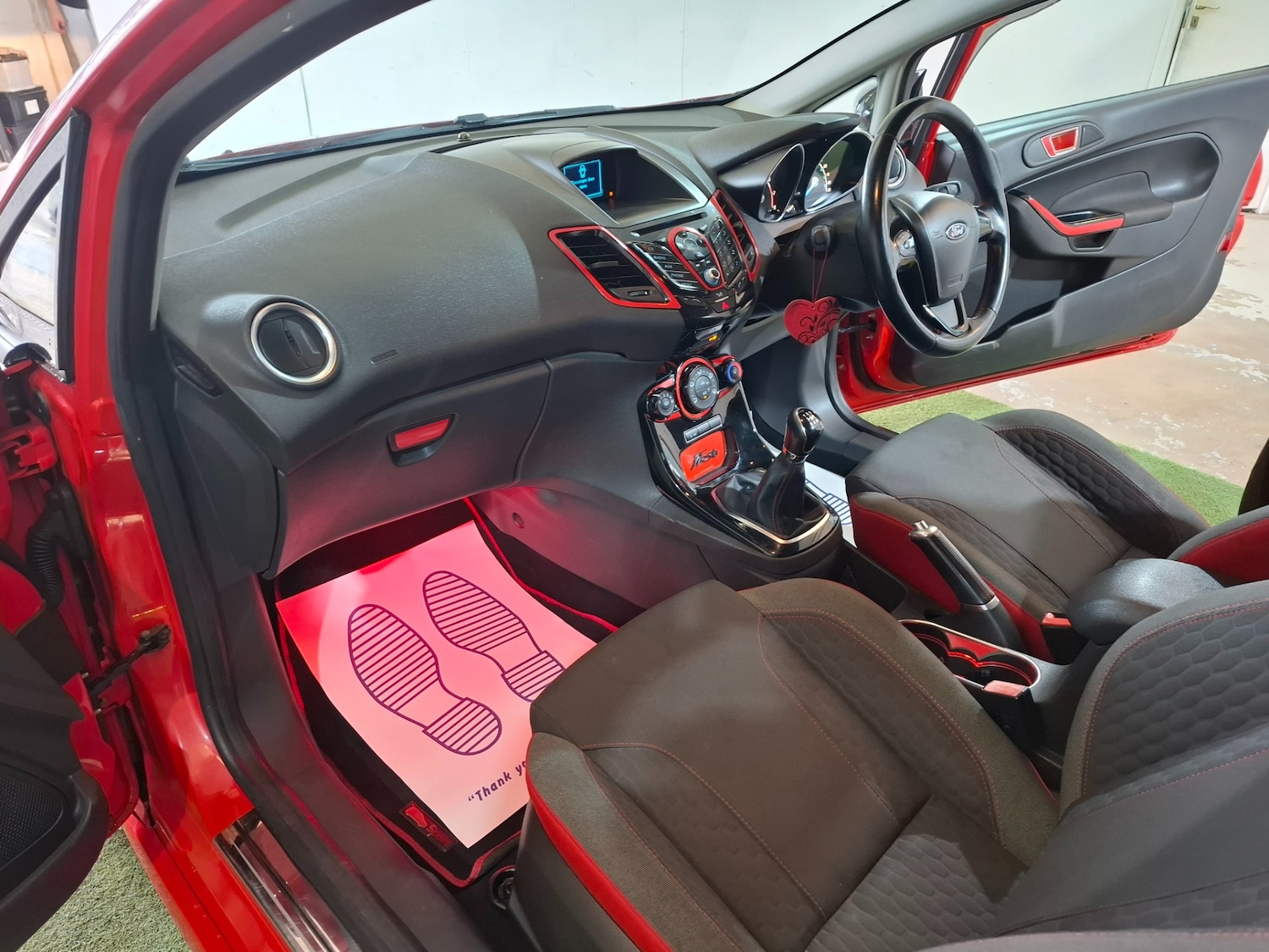 Used Ford Fiesta 2015 for sale - 76314110: Photo 21