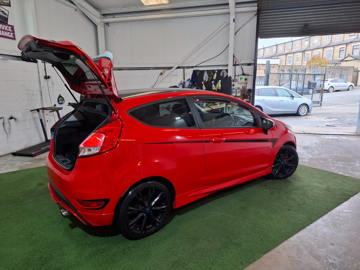 Used Ford Fiesta 2015 for sale - 76314110: Photo 29