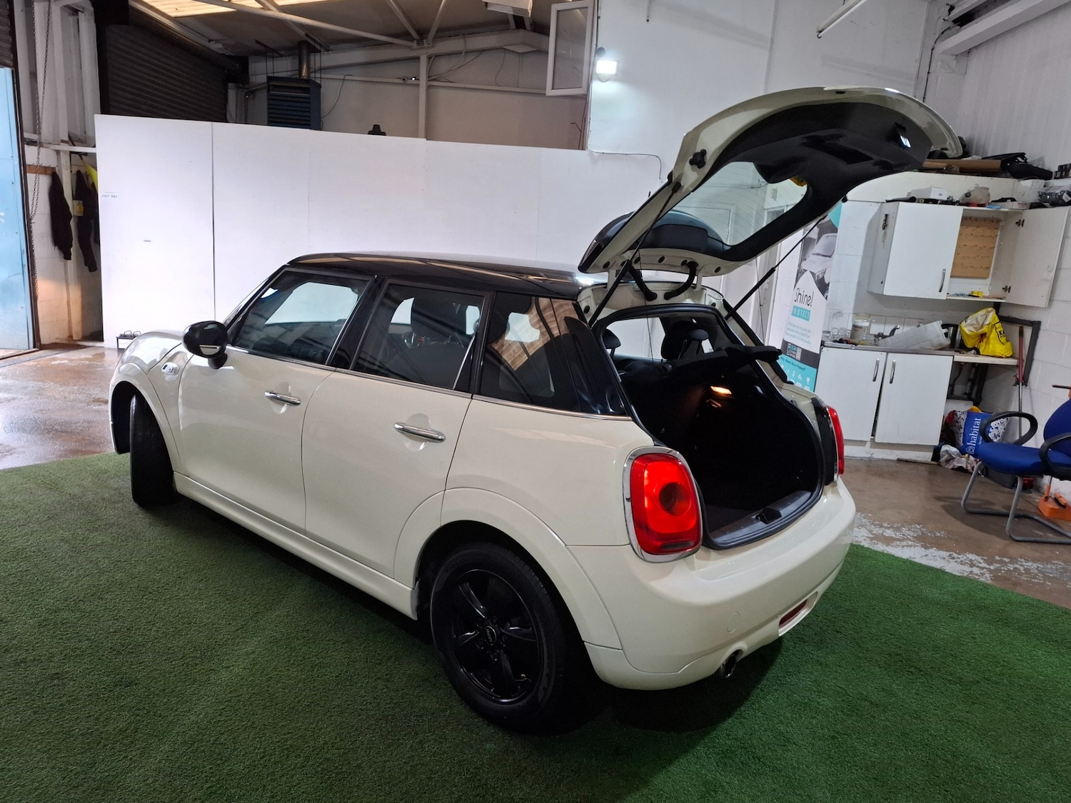 Used MINI Hatch 2015 for sale - 76547614: Photo 19