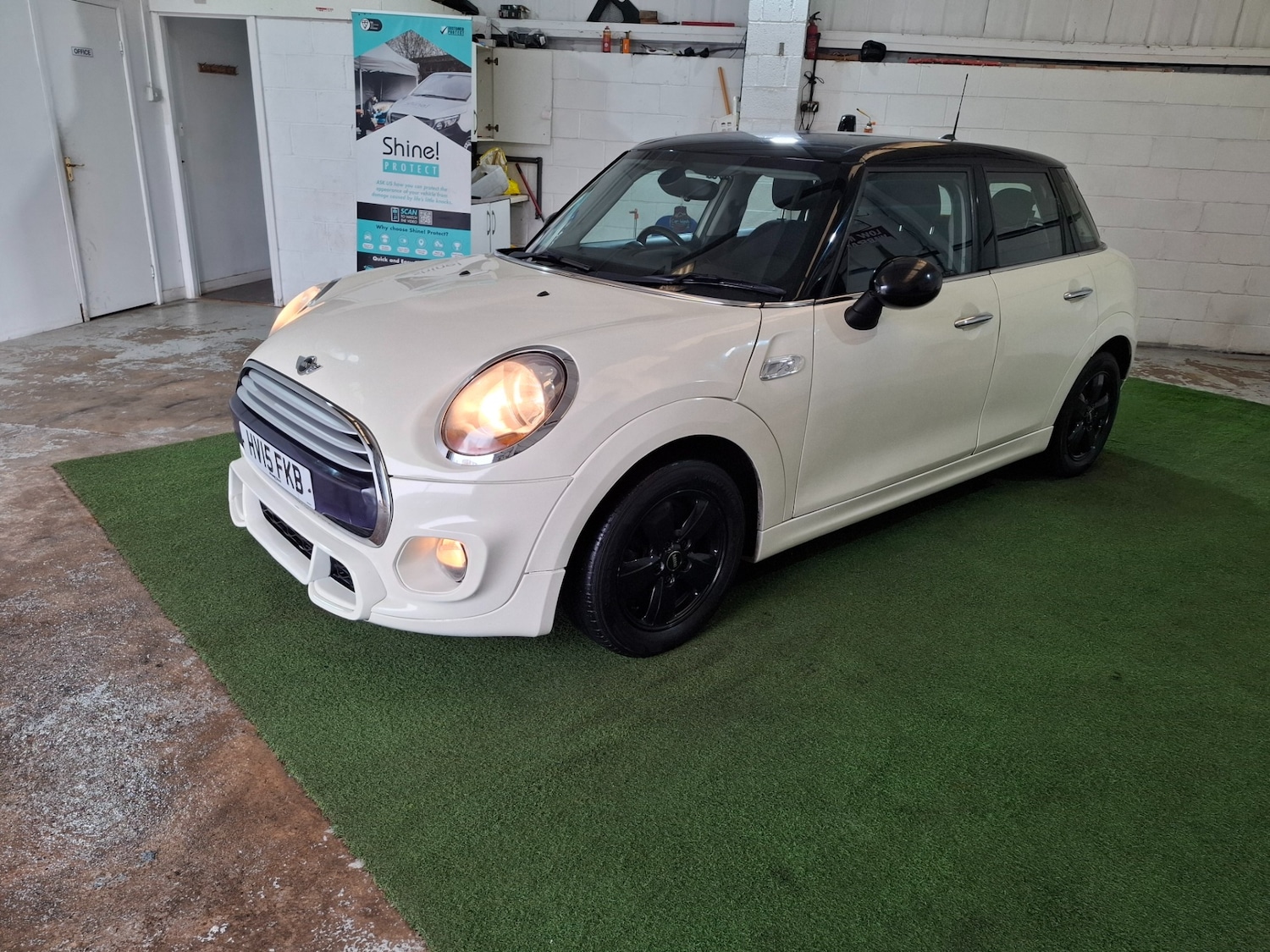 Used MINI Hatch 2015 for sale - 76547614: Photo 2