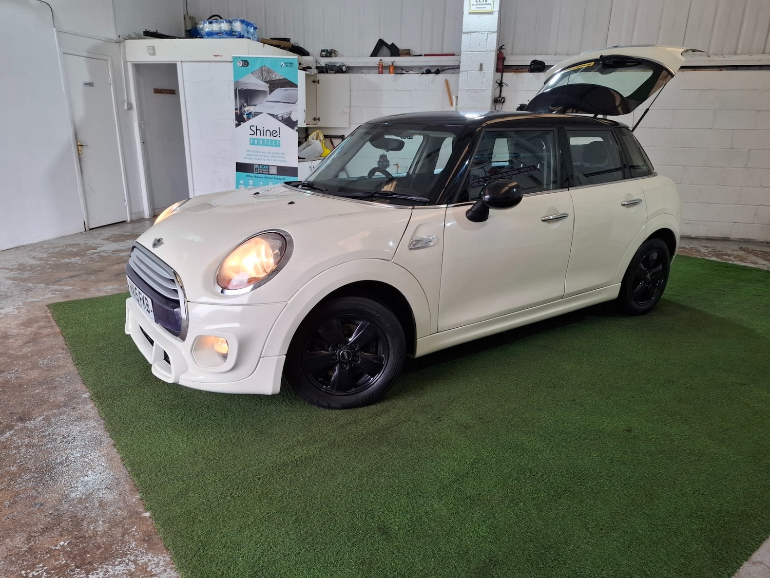 Used MINI Hatch 2015 for sale - 76547614: Photo 24
