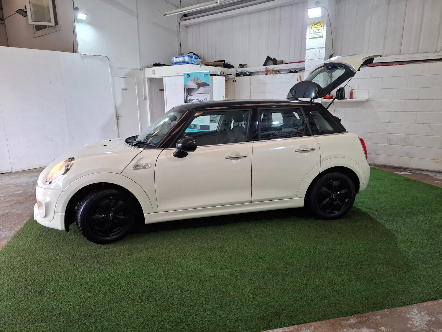 Used MINI Hatch 2015 for sale - 76547614: Photo 26