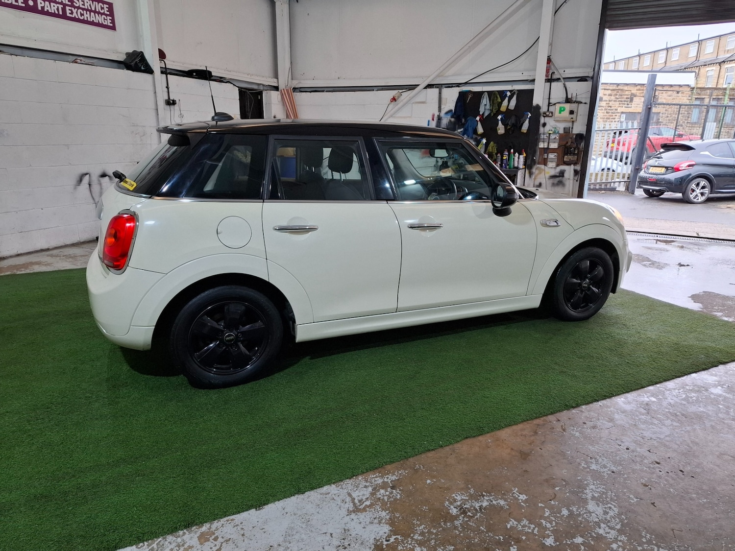 Used MINI Hatch 2015 for sale - 76547614: Photo 38