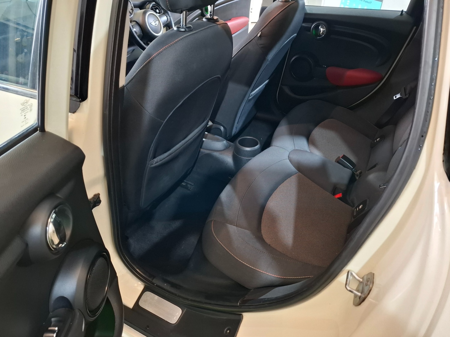 Used MINI Hatch 2015 for sale - 76547614: Photo 39