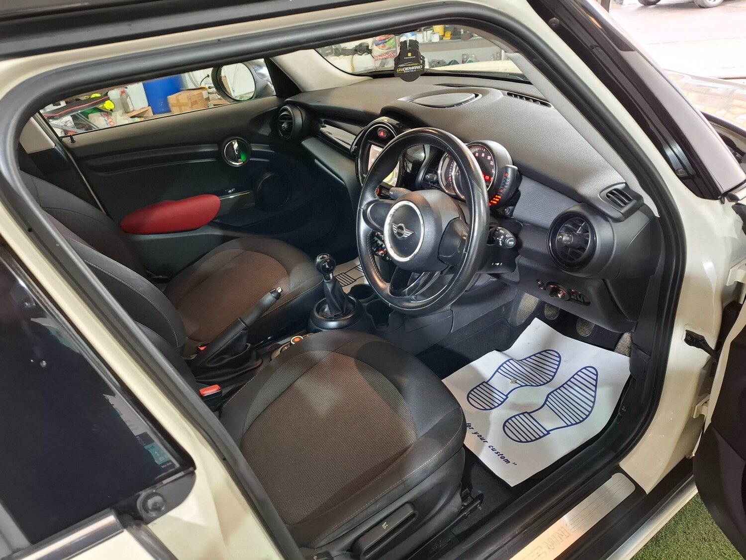 Used MINI Hatch 2015 for sale - 76547614: Photo 9