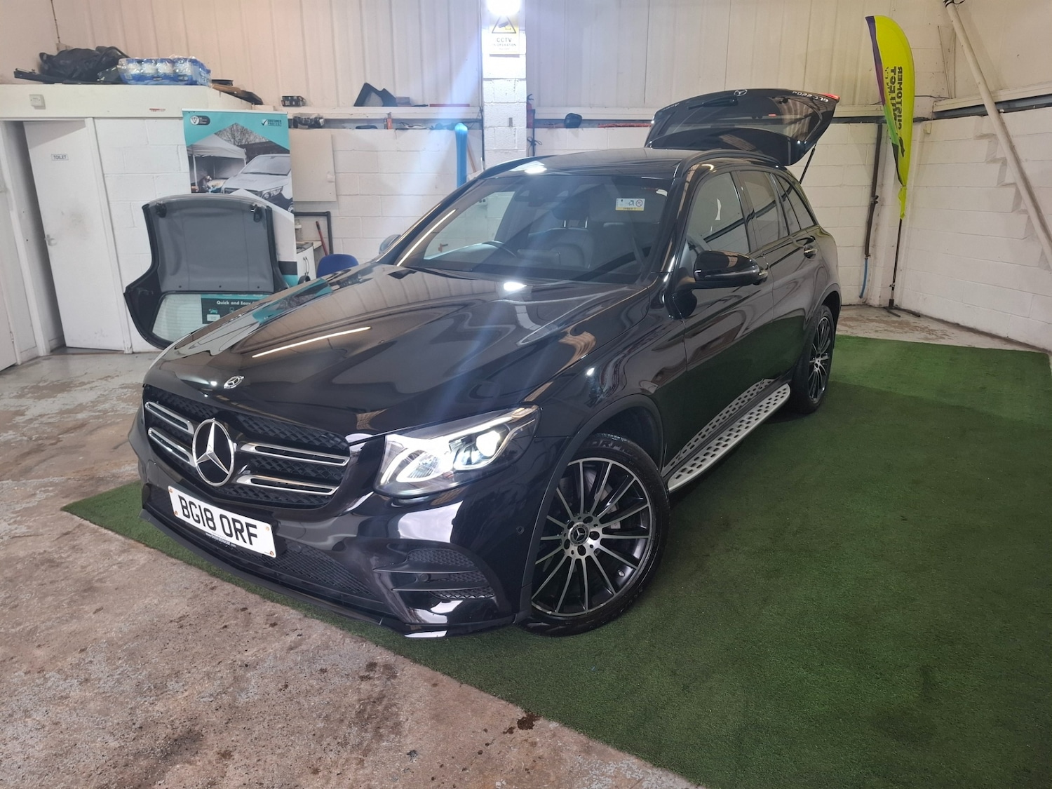 Used Mercedes-Benz GLC 2018 for sale - 76709701: Photo 31