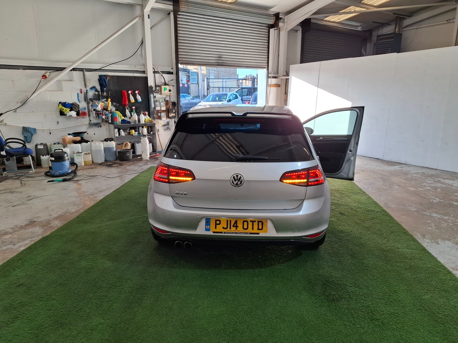 Used Volkswagen Golf 2014 for sale - 77094503: Photo 17