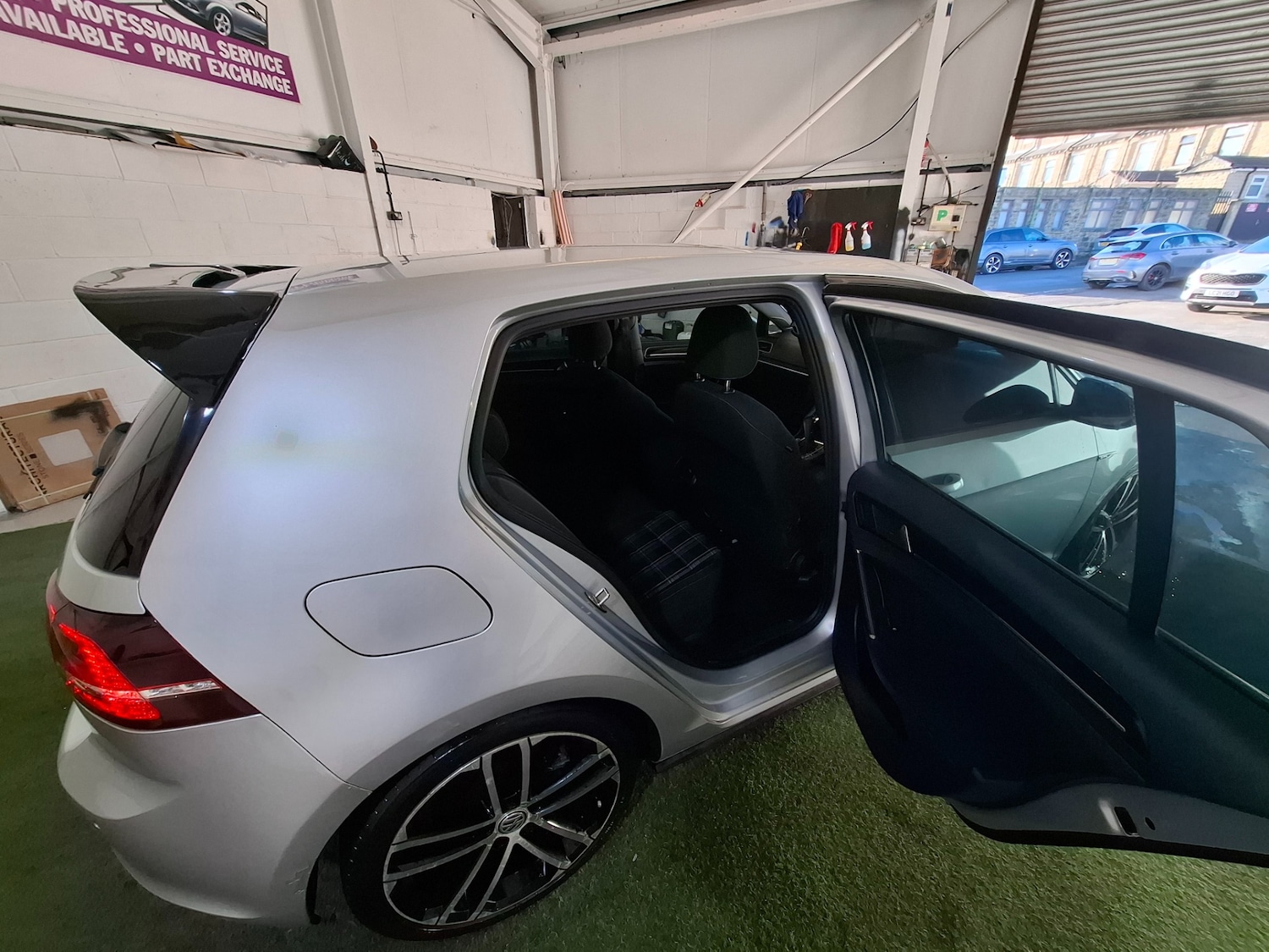 Used Volkswagen Golf 2014 for sale - 77094503: Photo 20