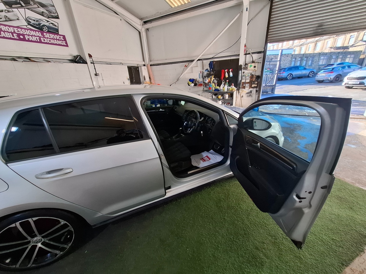 Used Volkswagen Golf 2014 for sale - 77094503: Photo 21