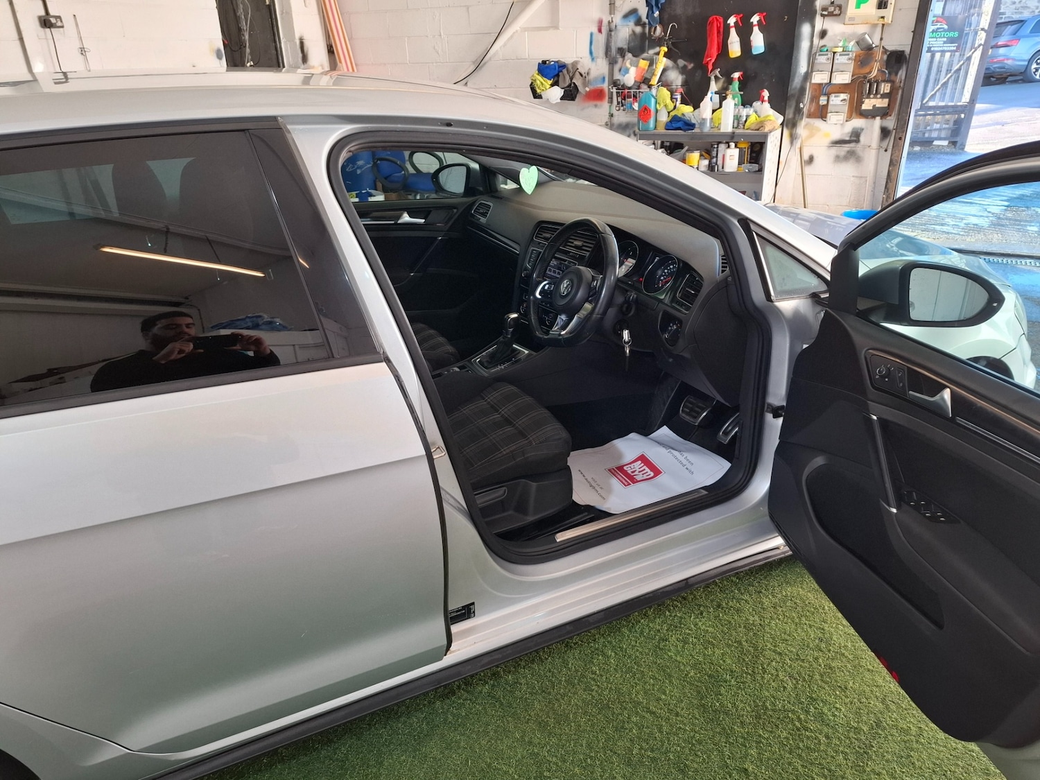 Used Volkswagen Golf 2014 for sale - 77094503: Photo 22