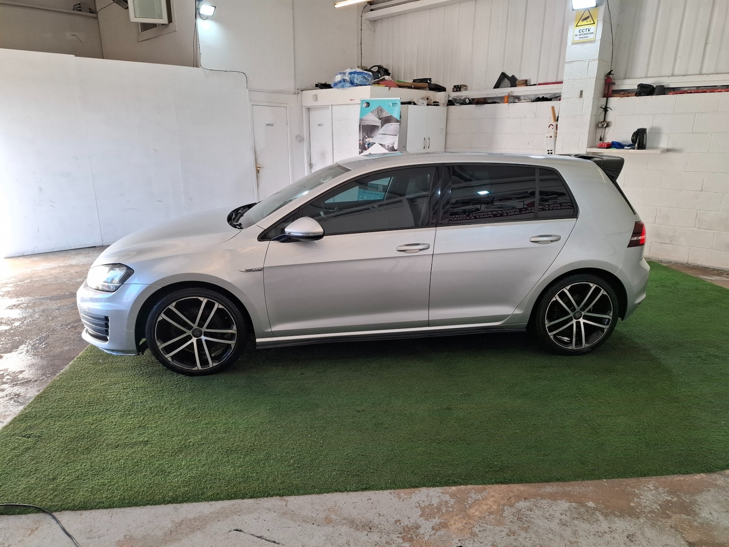 Used Volkswagen Golf 2014 for sale - 77094503: Photo 6