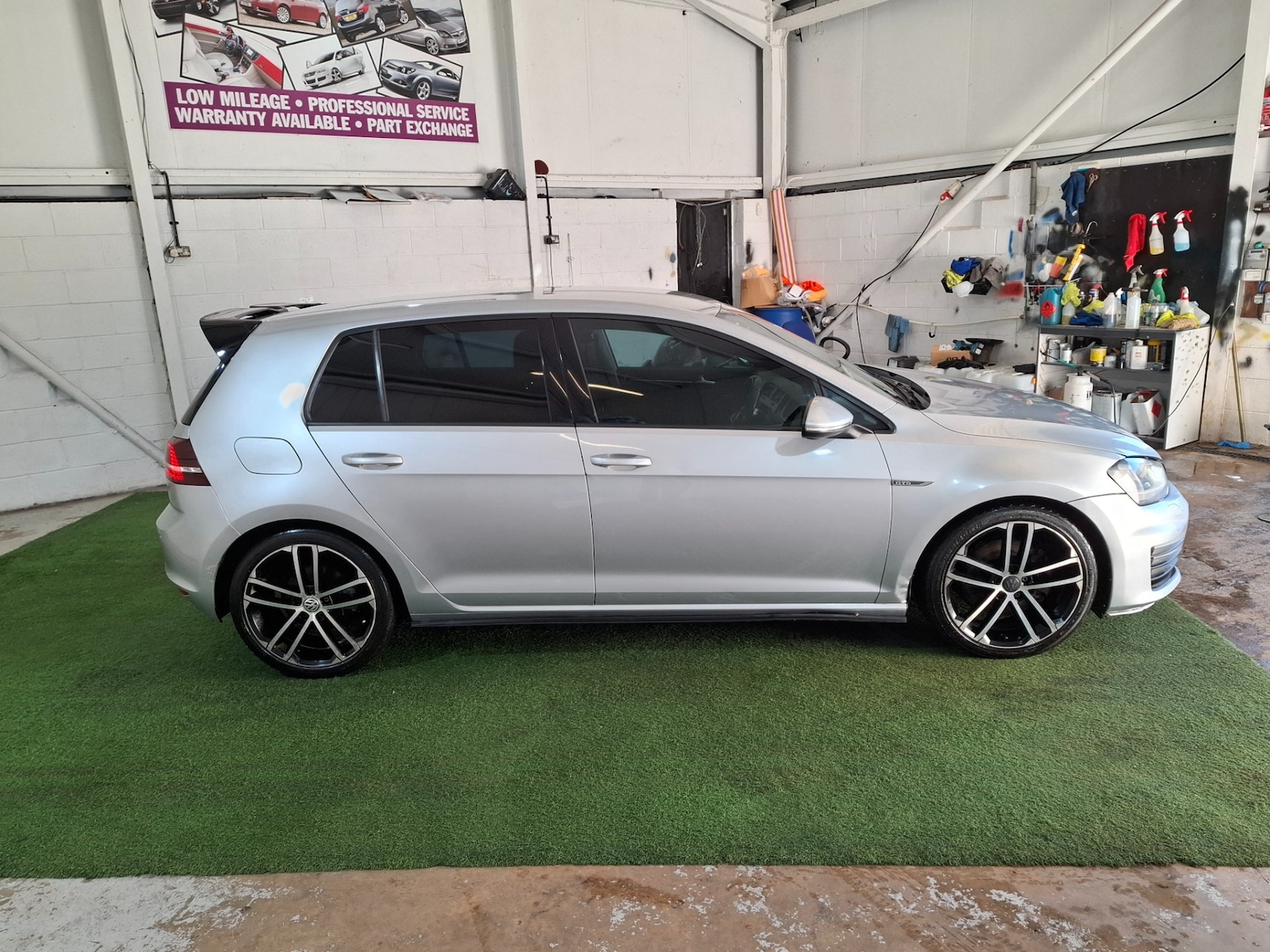 Used Volkswagen Golf 2014 for sale - 77094503: Photo 8