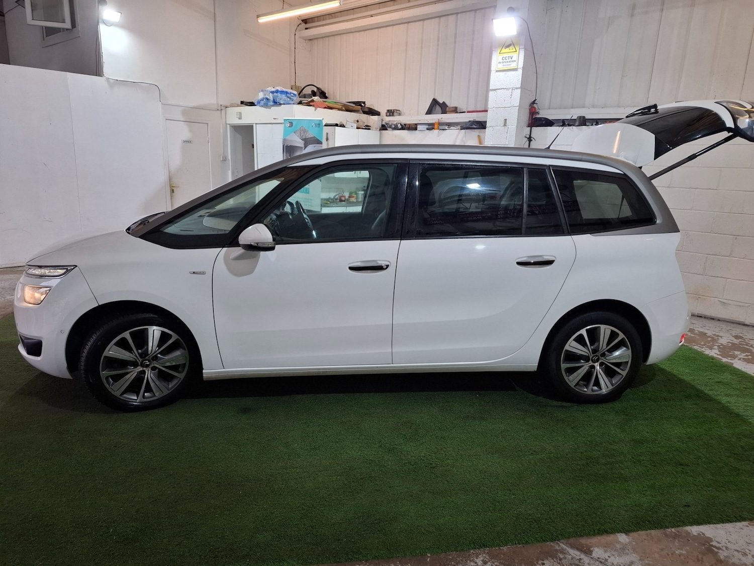 Used Citroen C4 Grand Picasso 2016 for sale - 77446717: Photo 15
