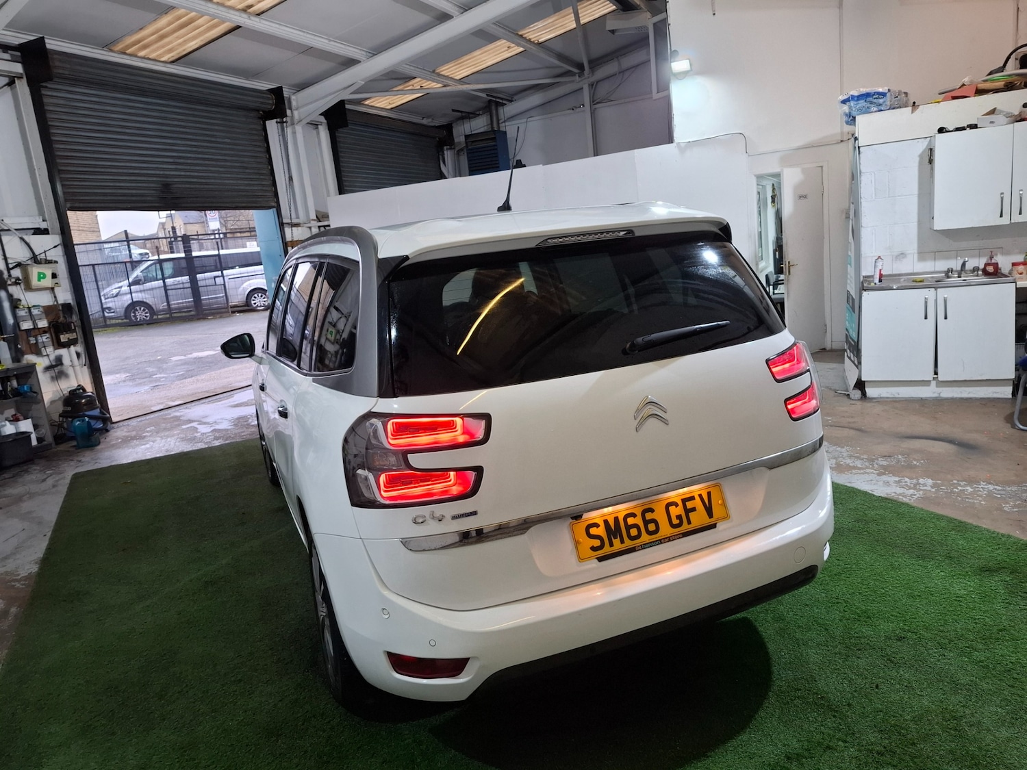 Used Citroen C4 Grand Picasso 2016 for sale - 77446717: Photo 3