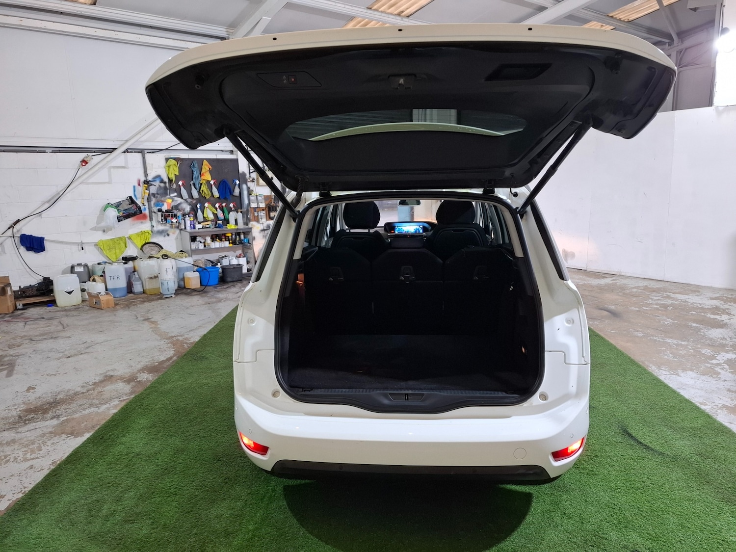 Used Citroen C4 Grand Picasso 2016 for sale - 77446717: Photo 9